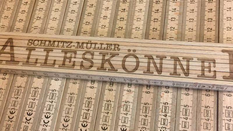 Lasergravur auf Zollstock